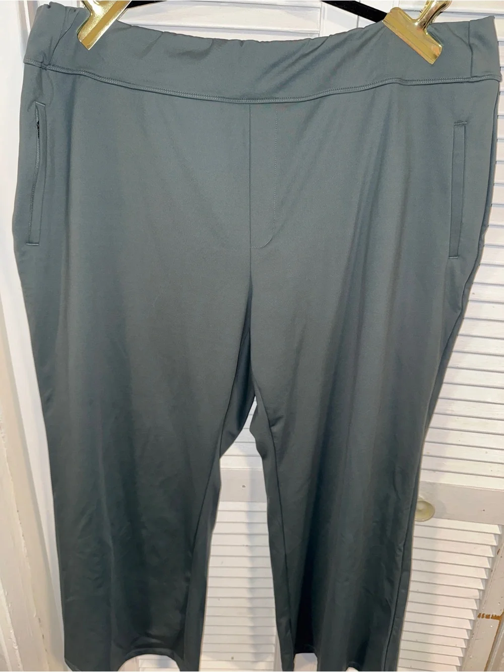 HALARA Wide-Leg Ponte Pants in Sage Green - Picture 4 of 5
